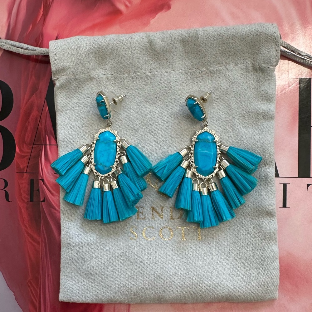 Kendra Scott Kristen Earrings in Gold with Aqua